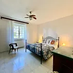 Aragoniteazzurra Casa * 고네사