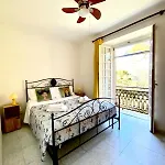 Aragoniteazzurra Casa 고네사