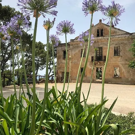 Sea-view In A Historic Village Gonnesa