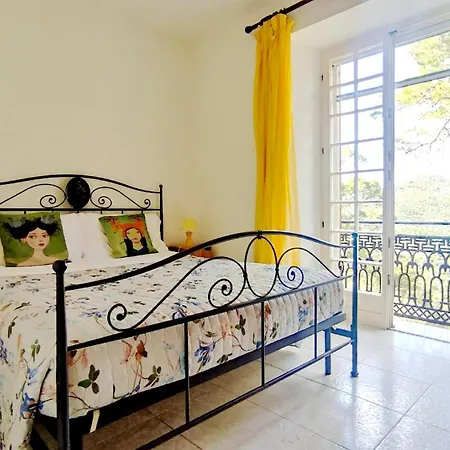 Semesterbostad Aragoniteazzurra Casa *