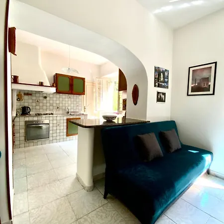Aragoniteazzurra Casa غونيسا