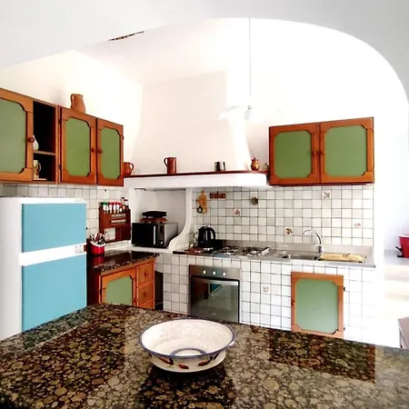 Aragoniteazzurra Casa Semesterbostad *