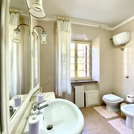 Aragoniteazzurra Casa 고네사