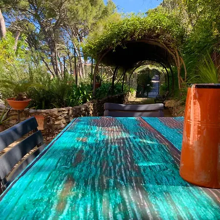 Aragoniteazzurra Casa غونيسا