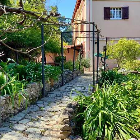 بيت للعطل Aragoniteazzurra Casa *