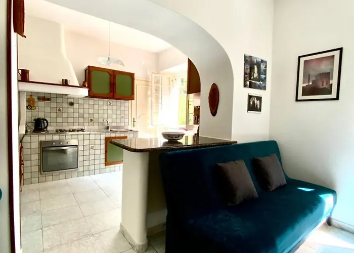 Aragoniteazzurra Casa غونيسا