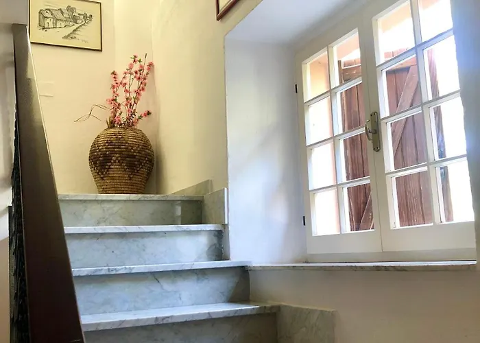 Aragoniteazzurra Casa بيت للعطل