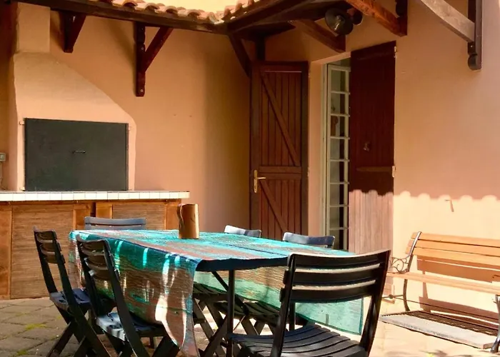 Aragoniteazzurra Casa بيت للعطل *