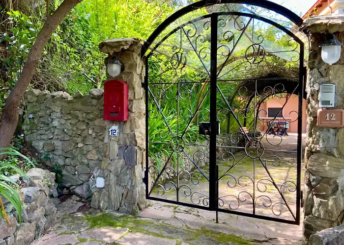 بيت للعطل Aragoniteazzurra Casa *